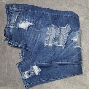 Distress Capri jeans